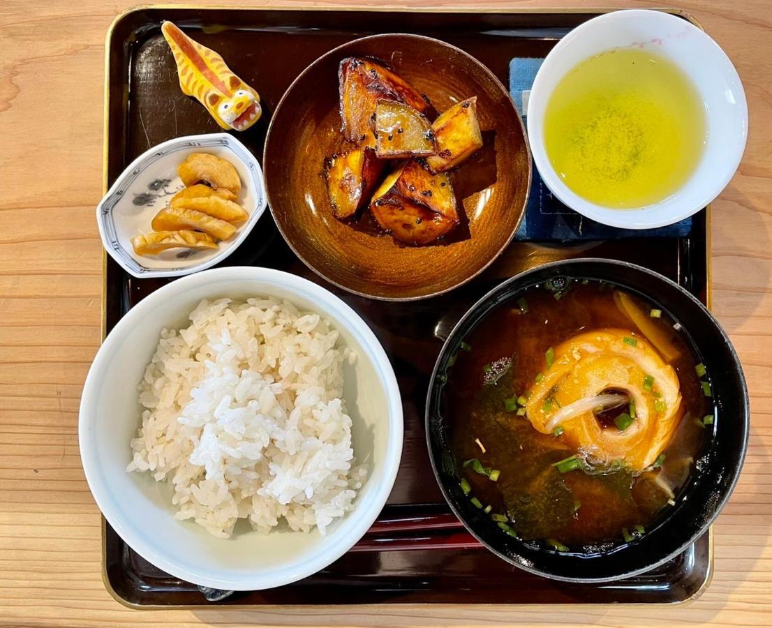 Guesthouse Kojiya 暮らしをつくる宿 旧糀屋 Fukutsu Экстерьер фото